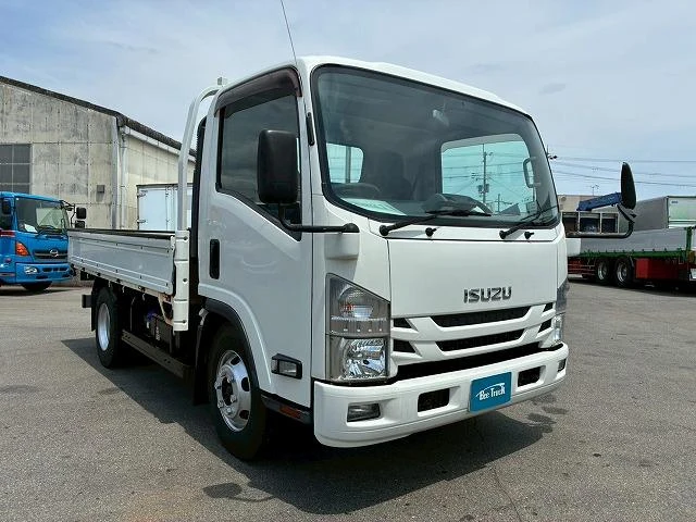 Isuzu ELF 4
