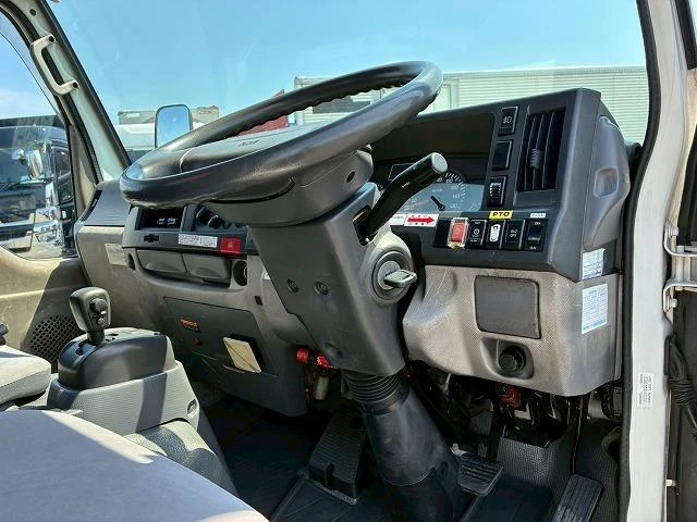 Isuzu ELF 43