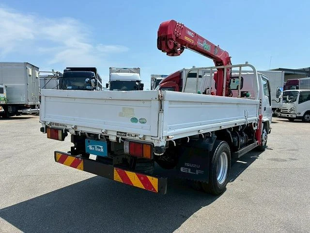 Isuzu ELF 11