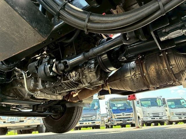 Isuzu ELF 60