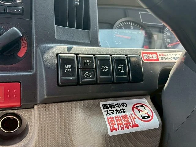 Isuzu ELF 40