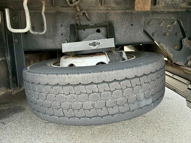 Isuzu GIGA 53