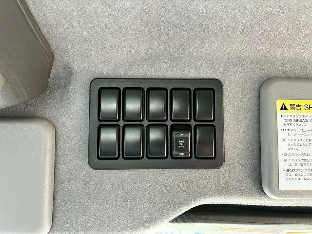 Isuzu GIGA 33