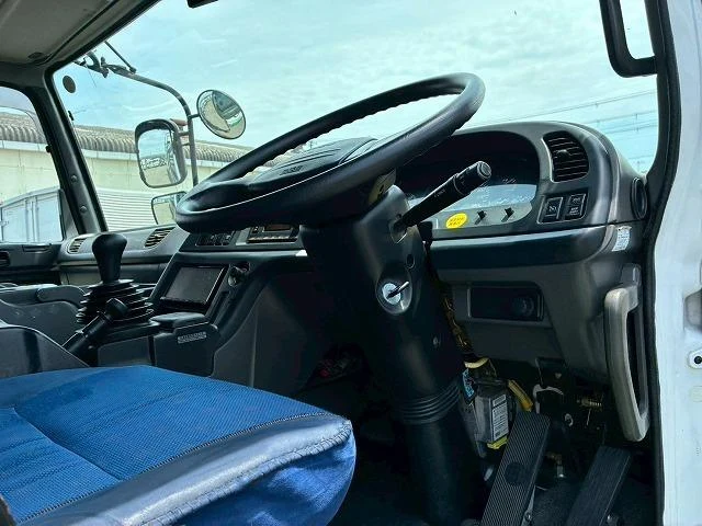 Isuzu GIGA 23