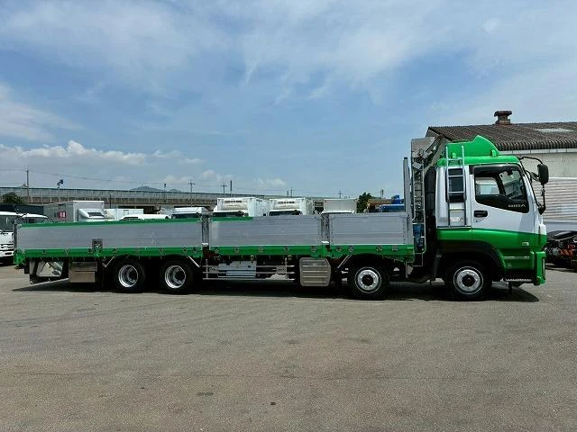 Isuzu GIGA 10