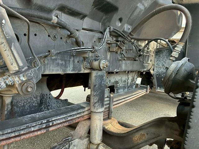 Isuzu GIGA 62
