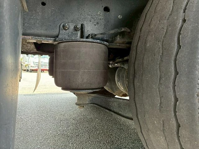 Isuzu GIGA 58