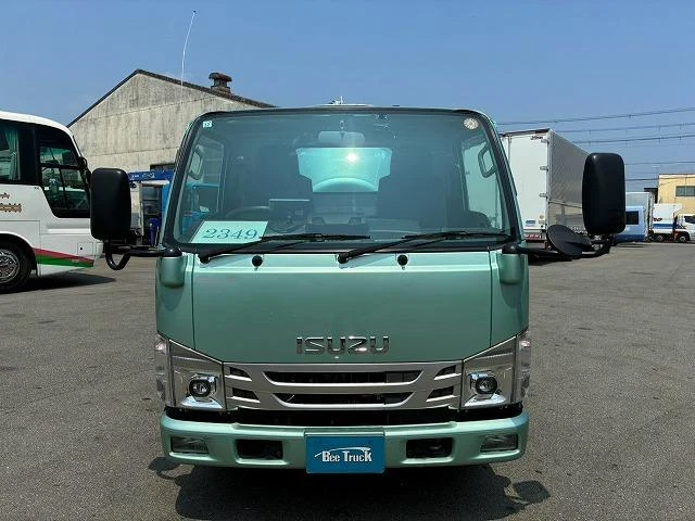 Isuzu ELF 7