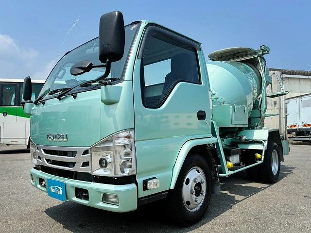 Isuzu ELF 2