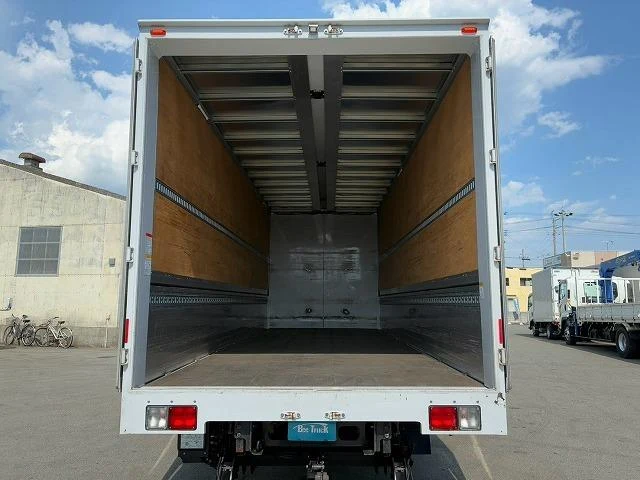 Hino RANGER 18