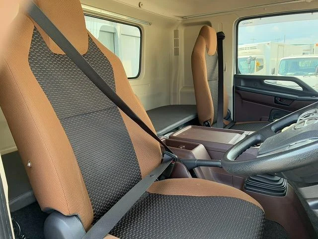 Hino RANGER 40