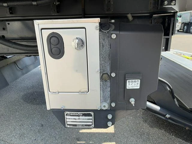 Hino RANGER 26