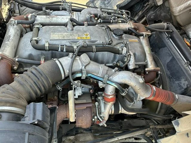 Isuzu GIGA 57