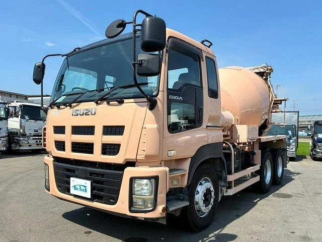 Isuzu GIGA 3