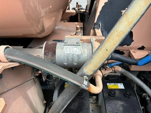 Isuzu GIGA 21