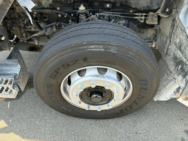 Isuzu GIGA 59