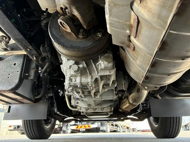 Isuzu ELF 67