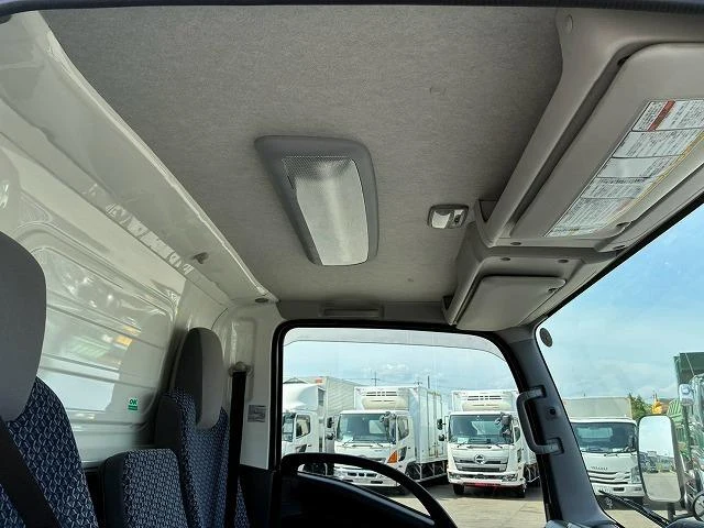 Isuzu ELF 47
