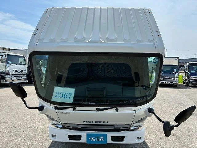 Isuzu ELF 13