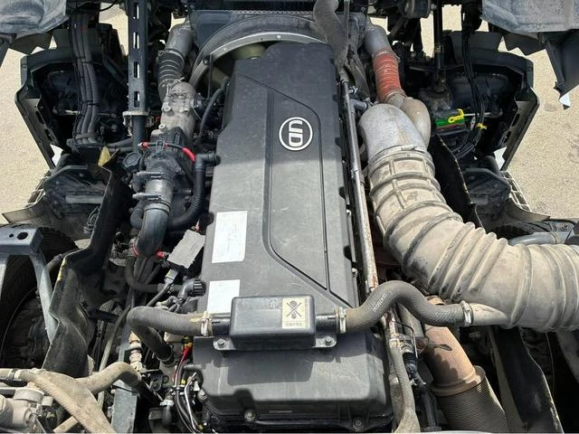 UD Trucks QUON 40