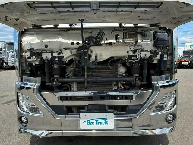 UD Trucks QUON 39