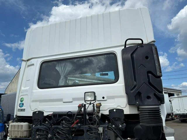 UD Trucks QUON 17