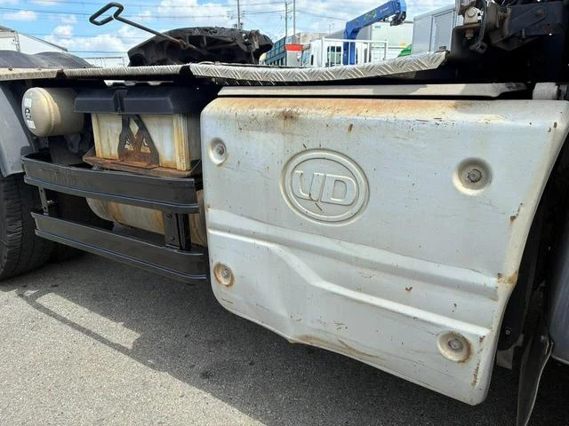 UD Trucks QUON 15