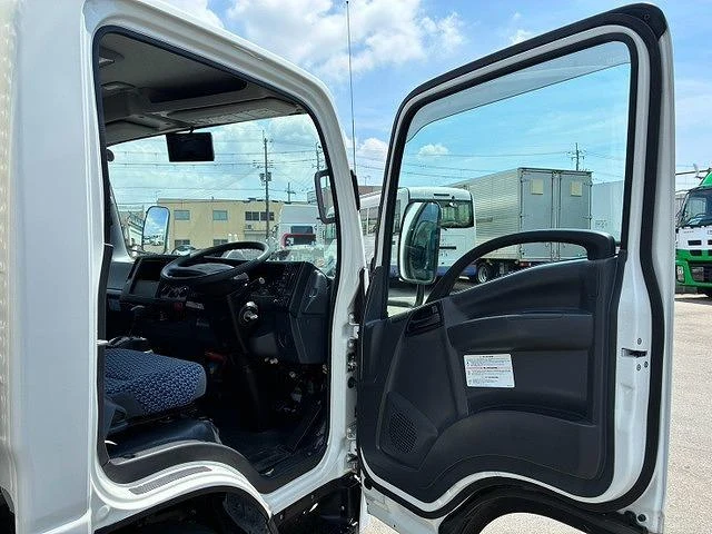 Isuzu ELF 34