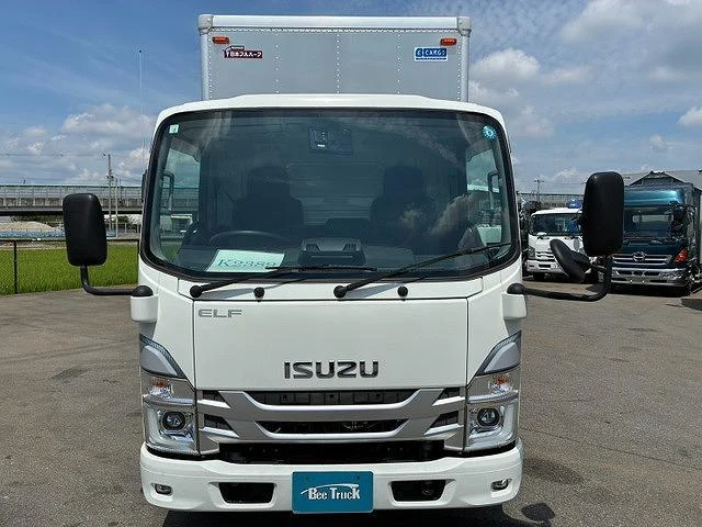 Isuzu ELF 3
