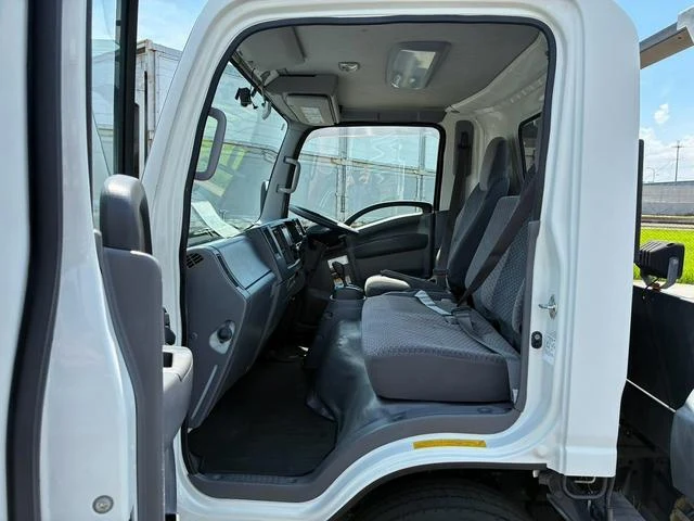 Isuzu ELF 42