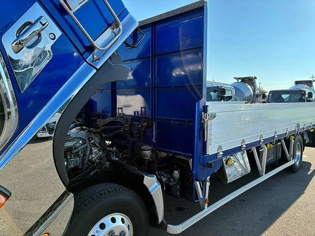 Hino RANGER 26