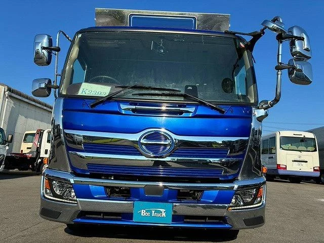 Hino RANGER 4