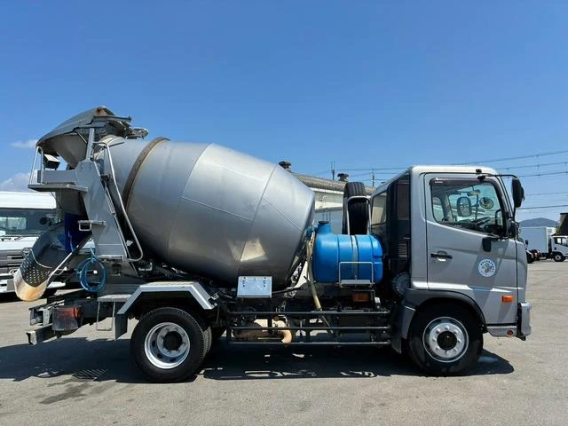 Hino RANGER 10