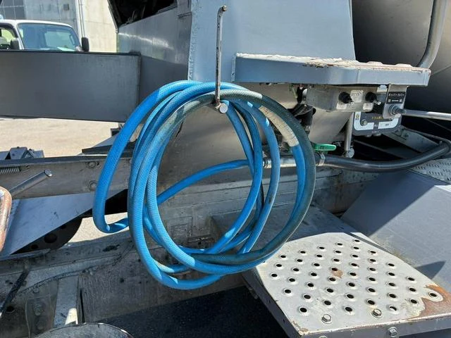 Hino RANGER 23