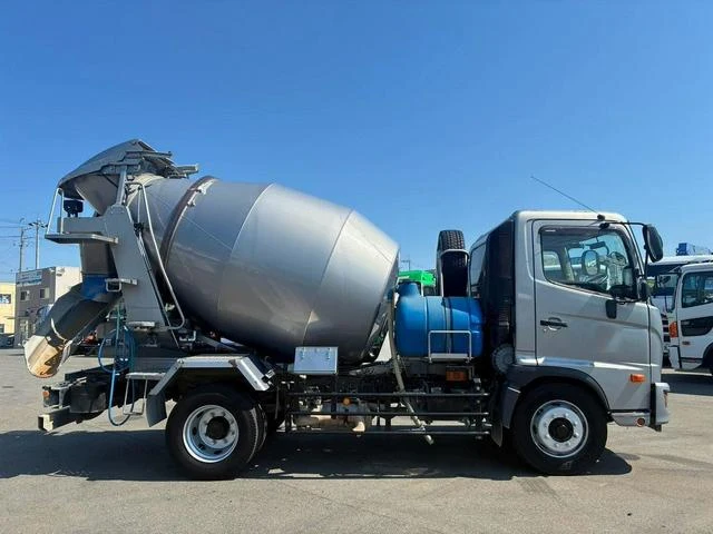 Hino RANGER 12