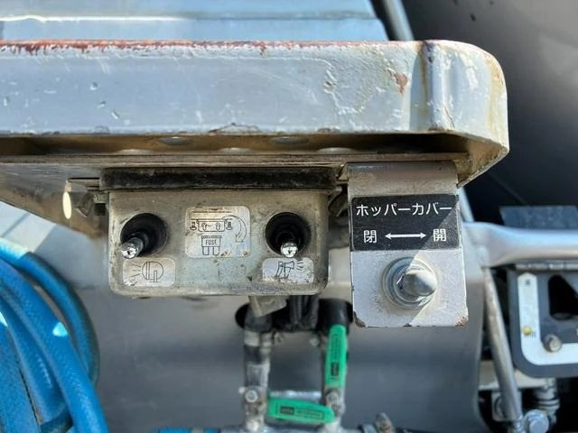 Hino RANGER 28