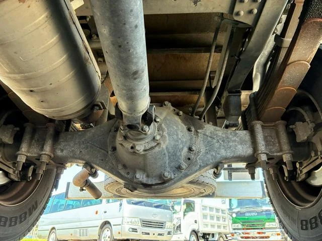Mitsubishi Fuso CANTER 52