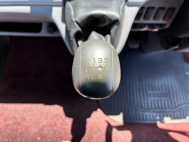 Mitsubishi Fuso CANTER 24