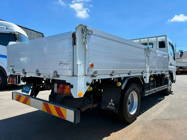 Mitsubishi Fuso CANTER 7