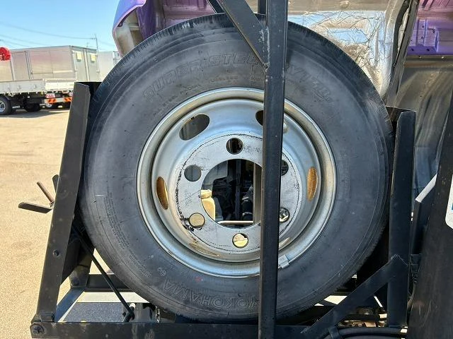 Mitsubishi Fuso FIGHTER 56