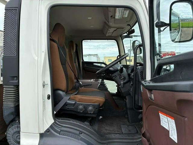 Hino RANGER 18