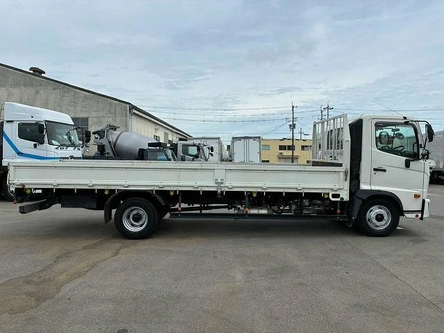 Hino RANGER 8