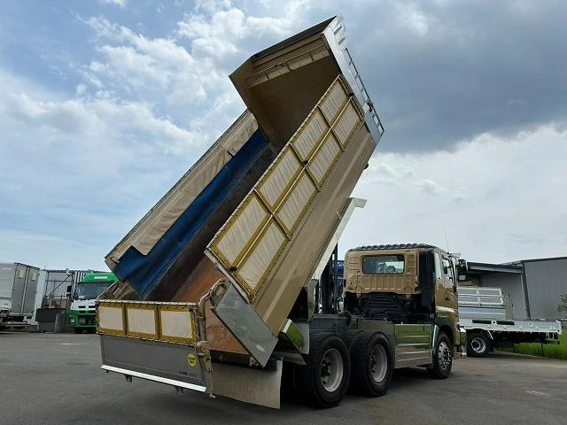 Hino PROFIA 5