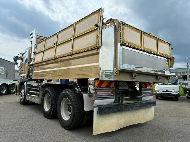Hino PROFIA 10