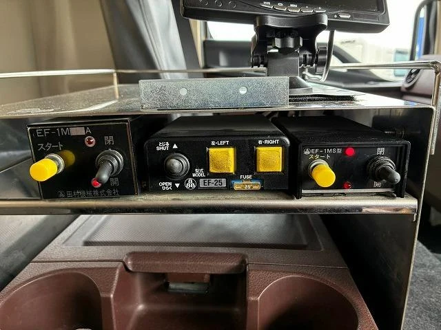 Hino PROFIA 38