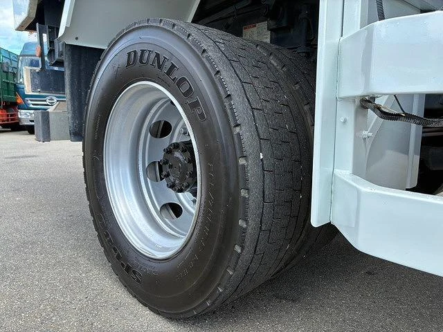 Hino RANGER 58