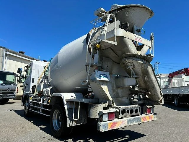 Hino RANGER 4