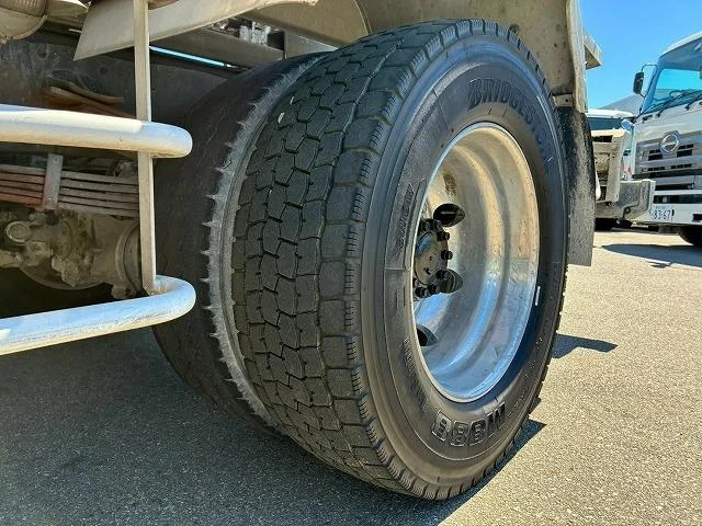 Hino RANGER 62