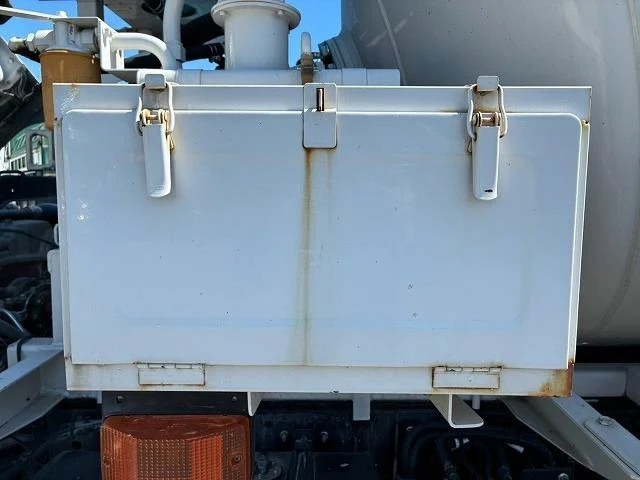 Hino RANGER 18