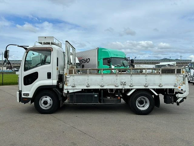 Isuzu FORWARD 9